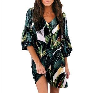 Women’s V-Neck Bell Sleeve Shift Dress